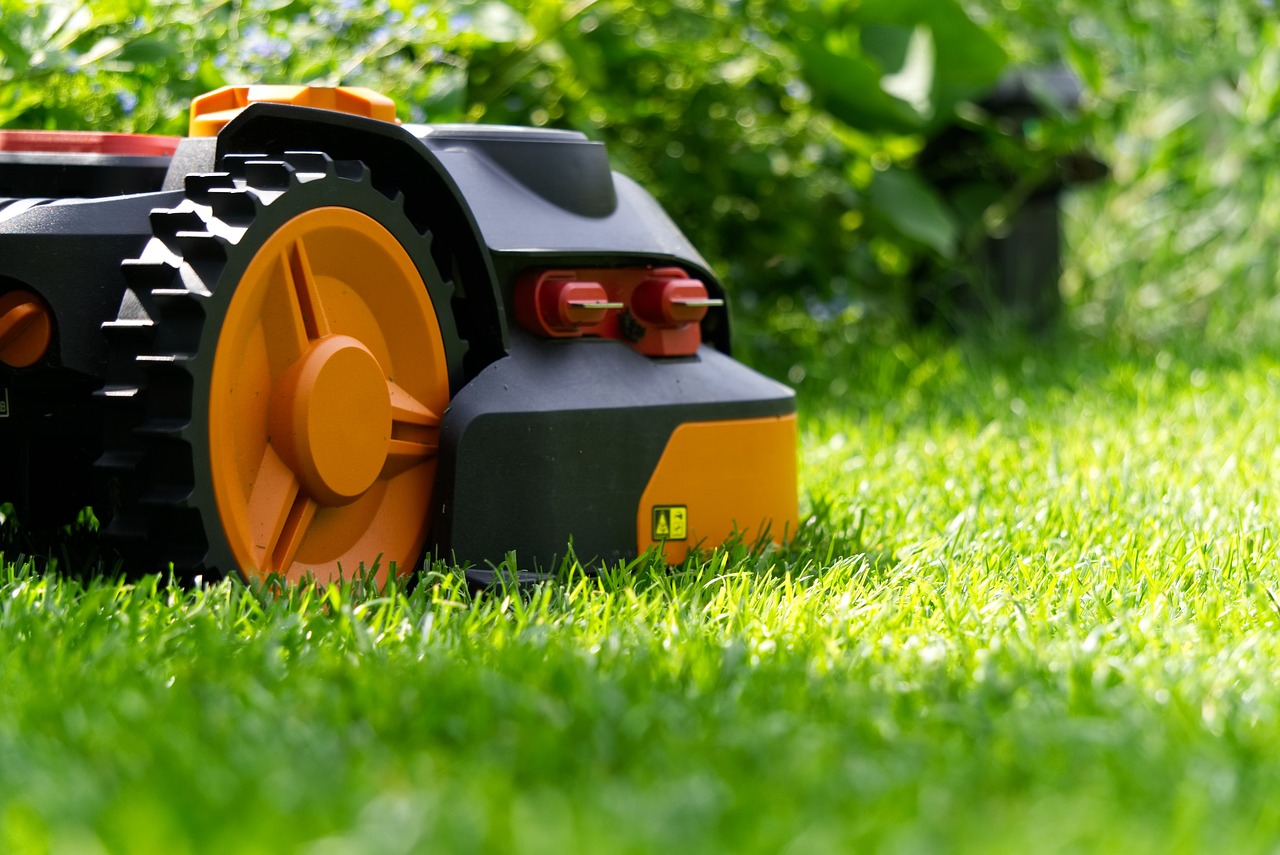 robot koszący do trawy