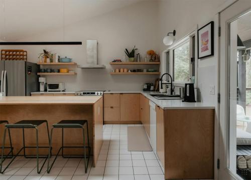 otwarta mała kuchnia